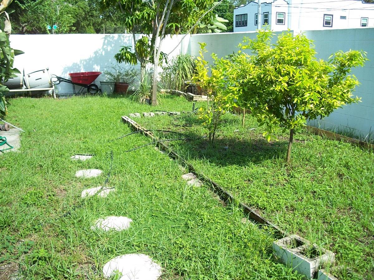 2200 2ND ST N, ST PETERSBURG, FL, 33704