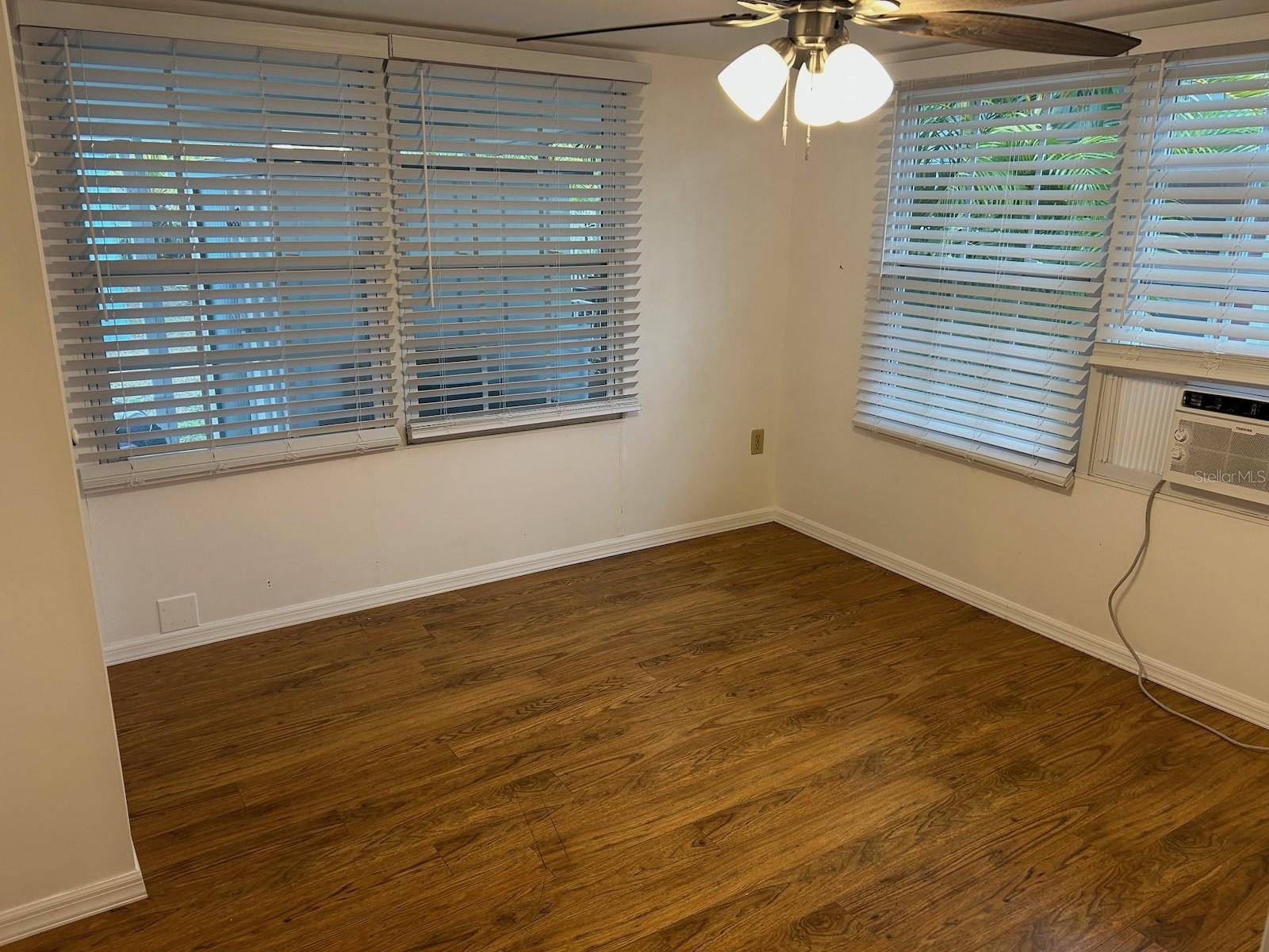 800 32ND AVE S #727, ST PETERSBURG, FL, 33705