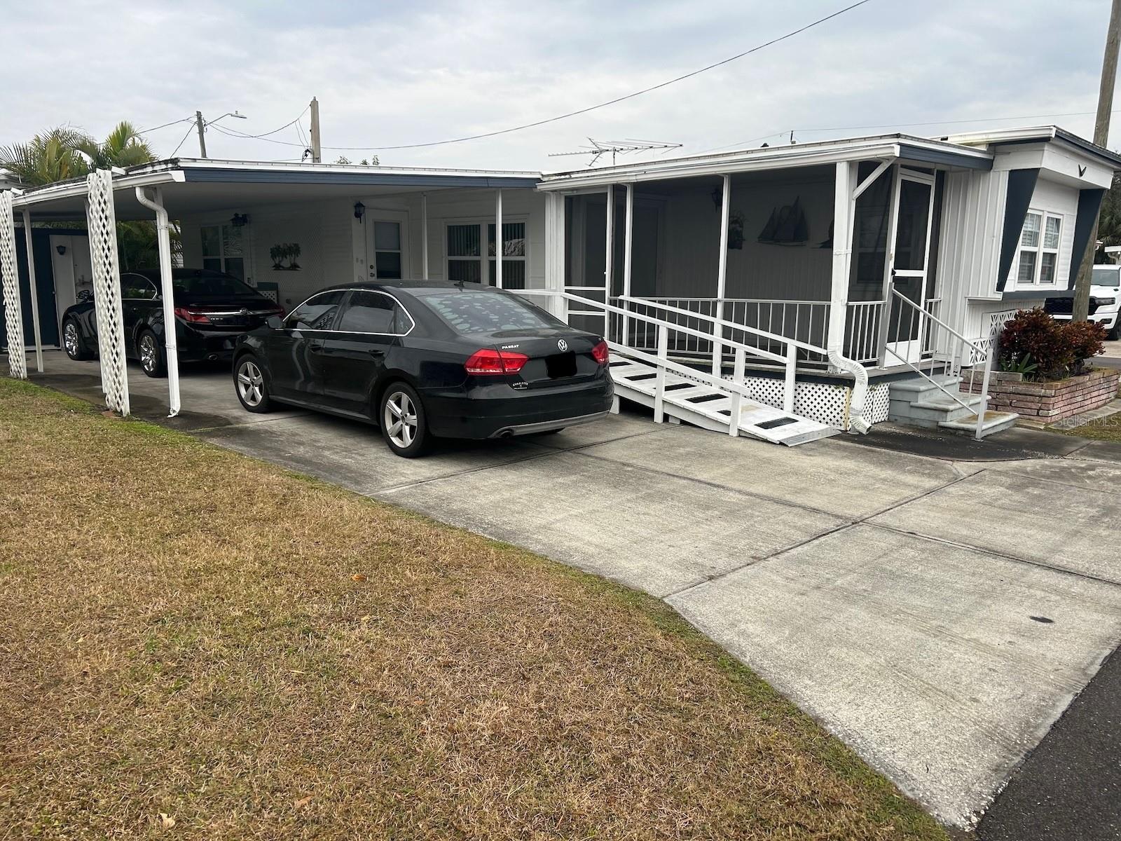 800 32ND AVE S #727, ST PETERSBURG, FL, 33705