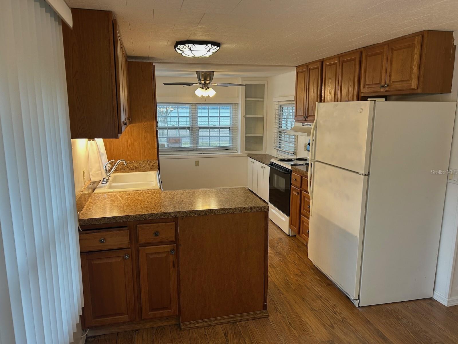 800 32ND AVE S #727, ST PETERSBURG, FL, 33705