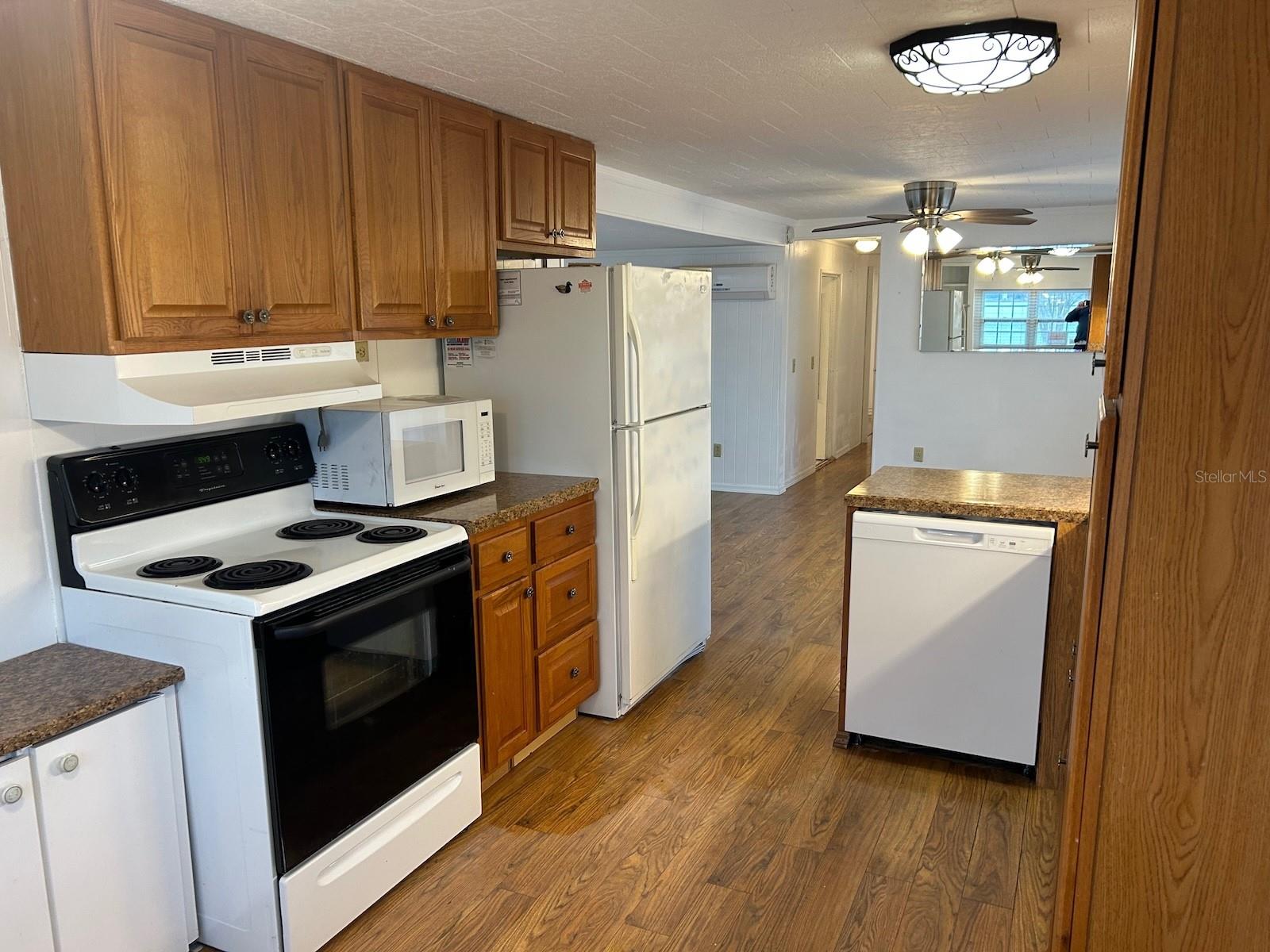 800 32ND AVE S #727, ST PETERSBURG, FL, 33705