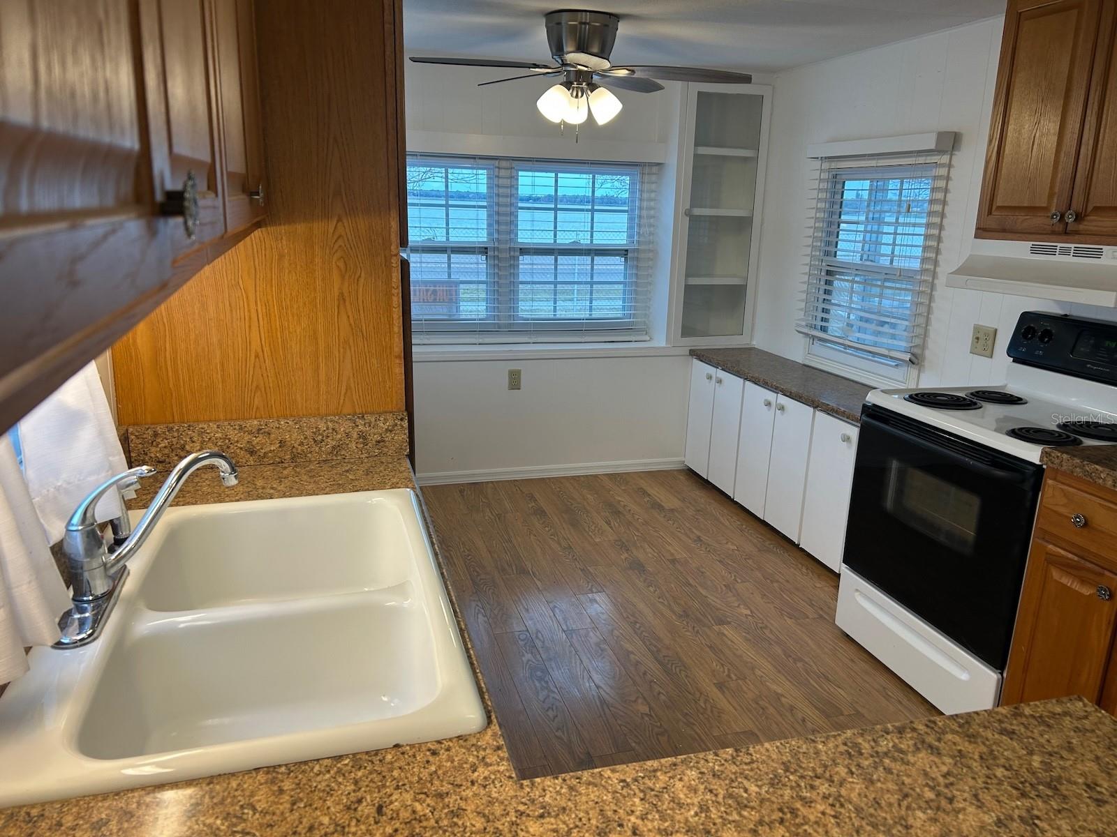 800 32ND AVE S #727, ST PETERSBURG, FL, 33705