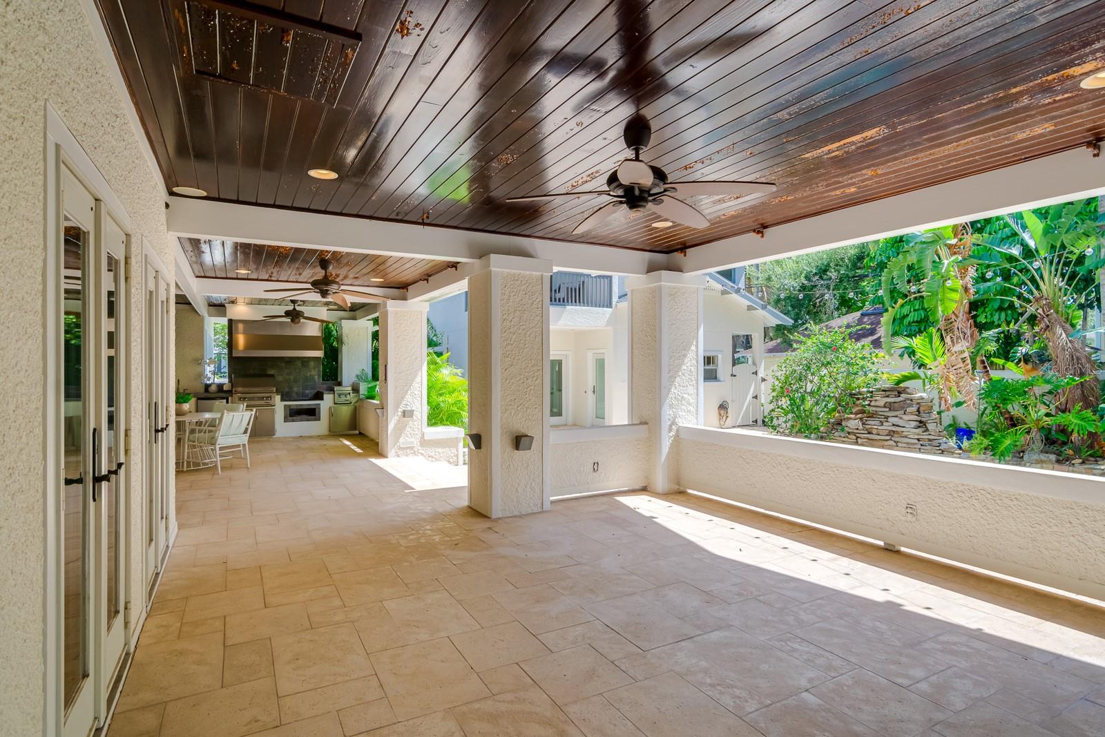 800 S OREGON AVE, TAMPA, FL, 33606