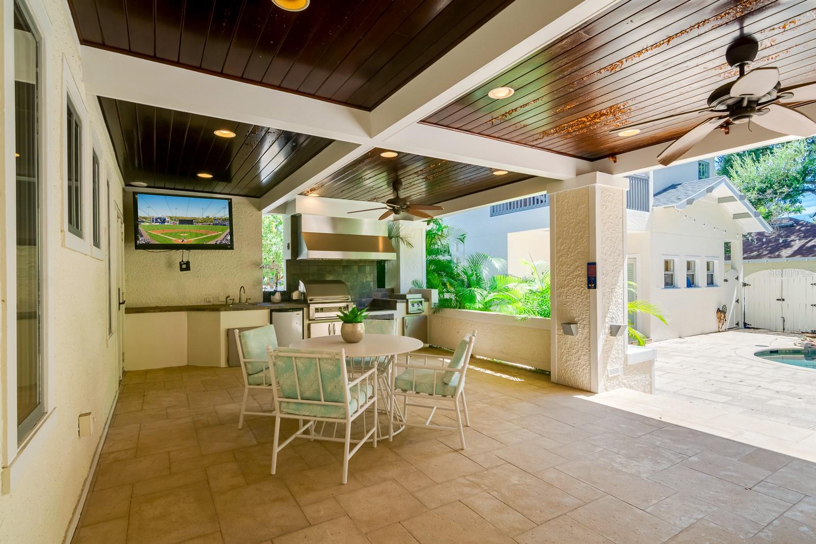 800 S OREGON AVE, TAMPA, FL, 33606