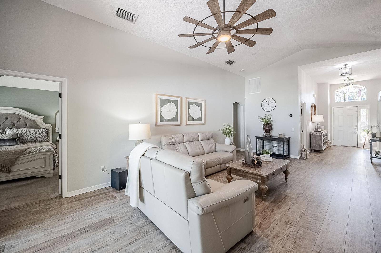 2524 SIENA WAY, VALRICO, FL, 33596