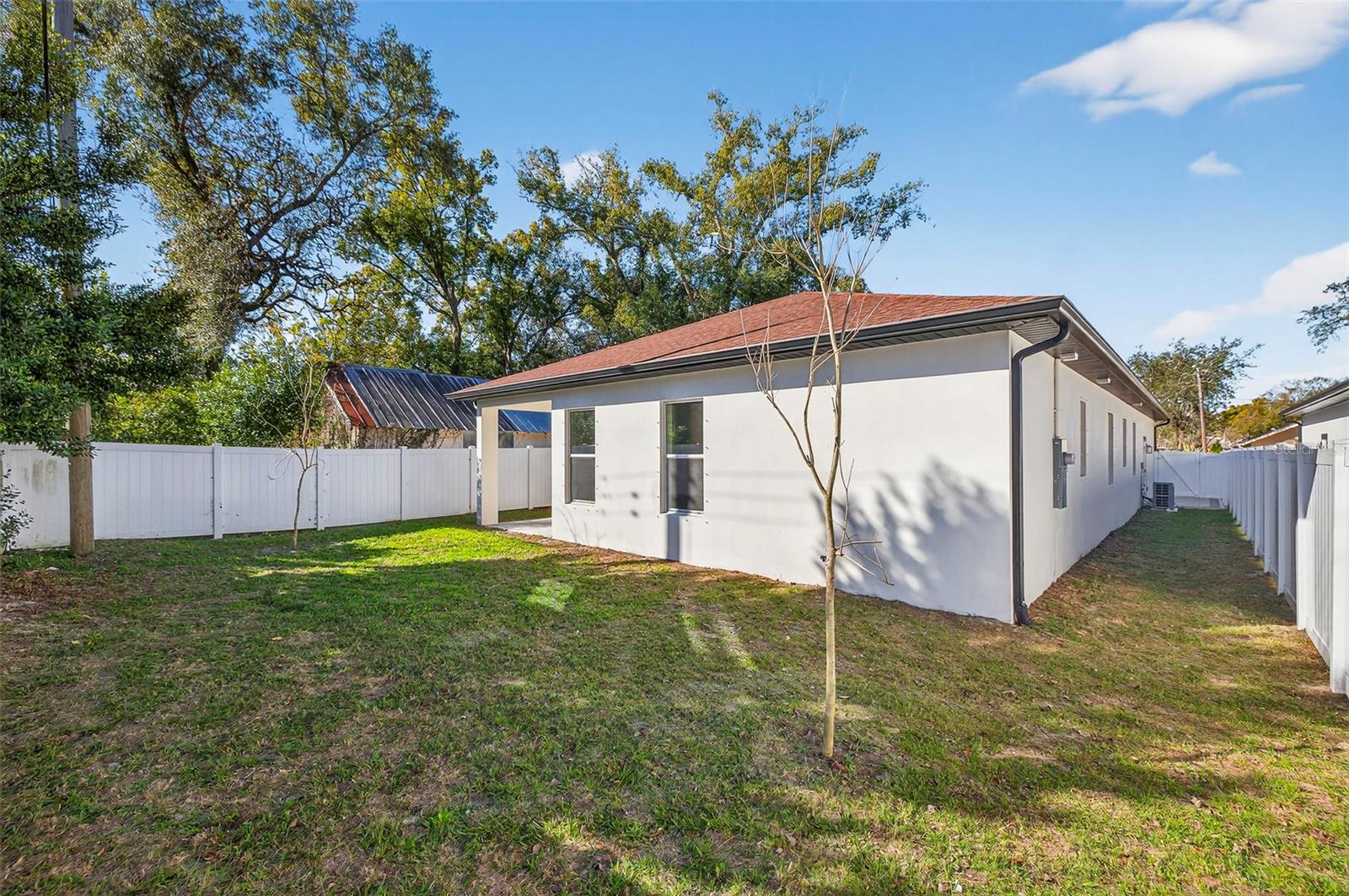 8509 N NEWPORT AVE, TAMPA, FL, 33604