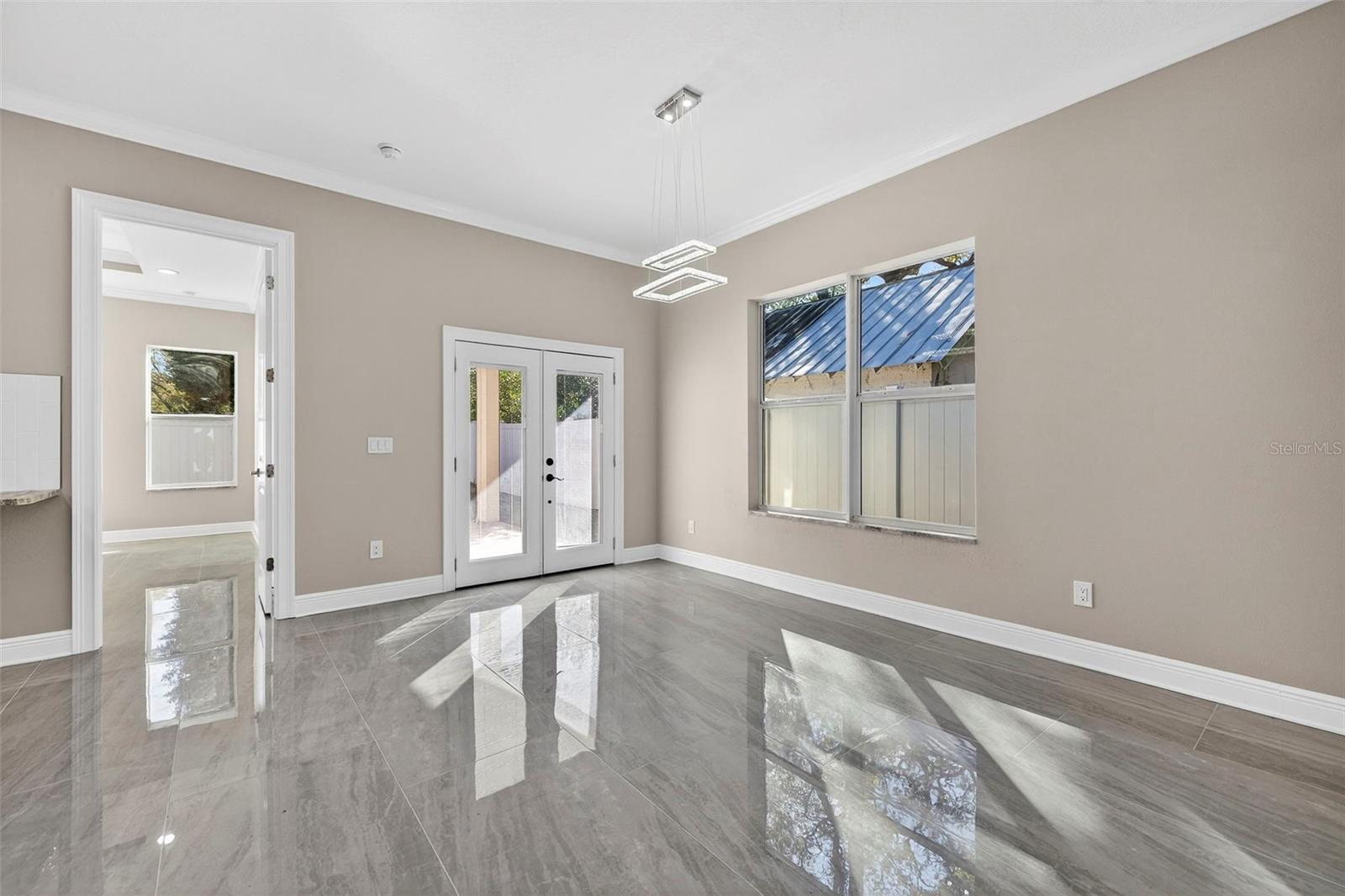 8509 N NEWPORT AVE, TAMPA, FL, 33604