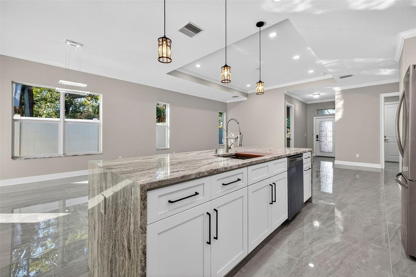 8509 N NEWPORT AVE, TAMPA, FL, 33604