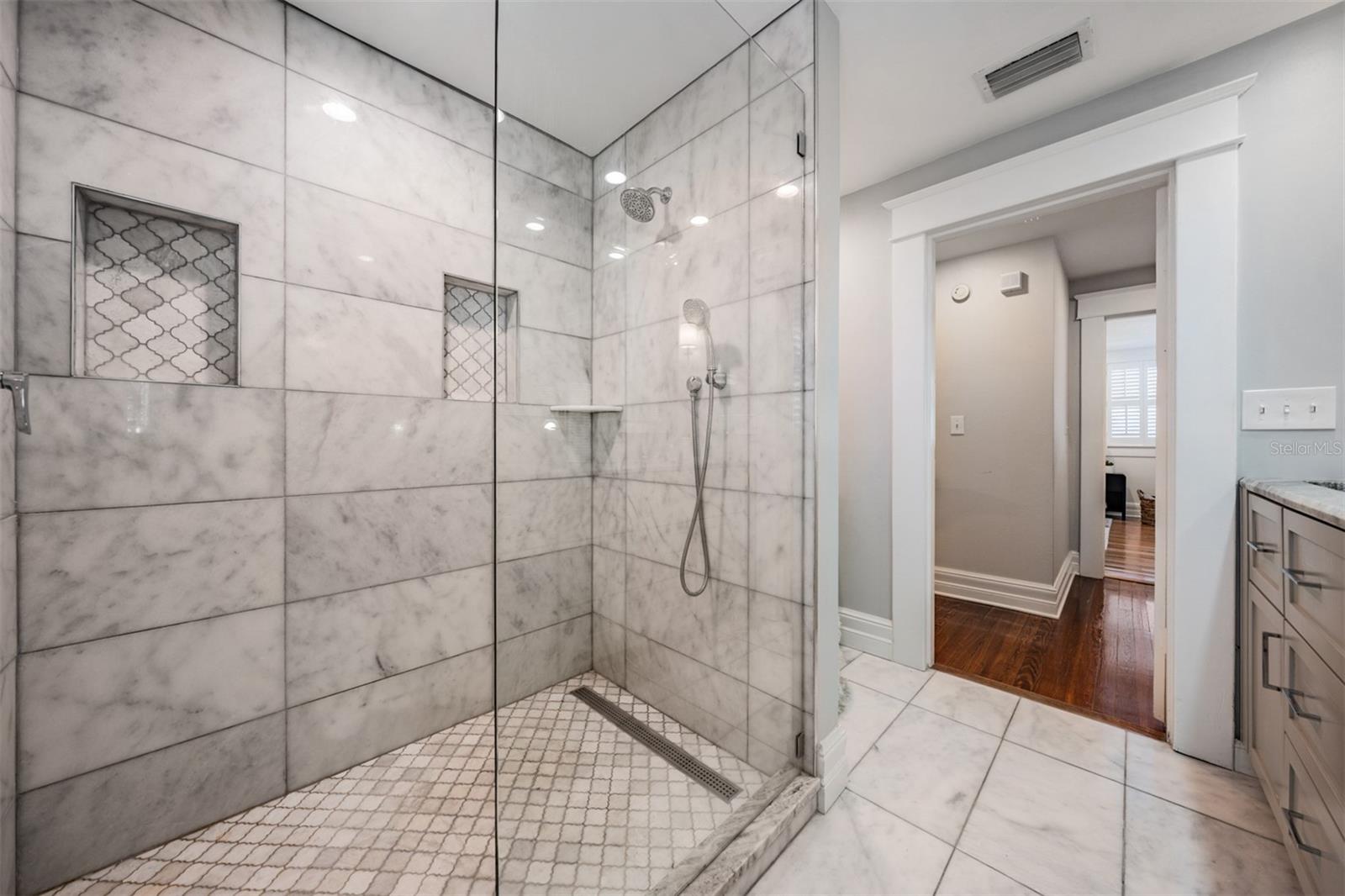 1008 S DAKOTA AVE, TAMPA, FL, 33606