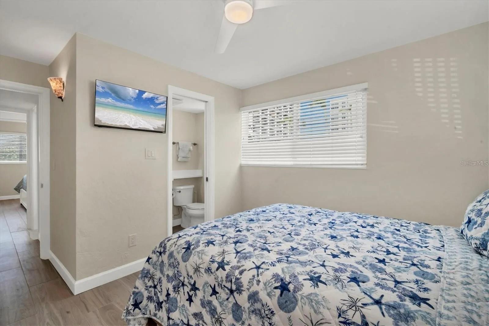 6006 MIDNIGHT PASS RD #36, SARASOTA, FL, 34242