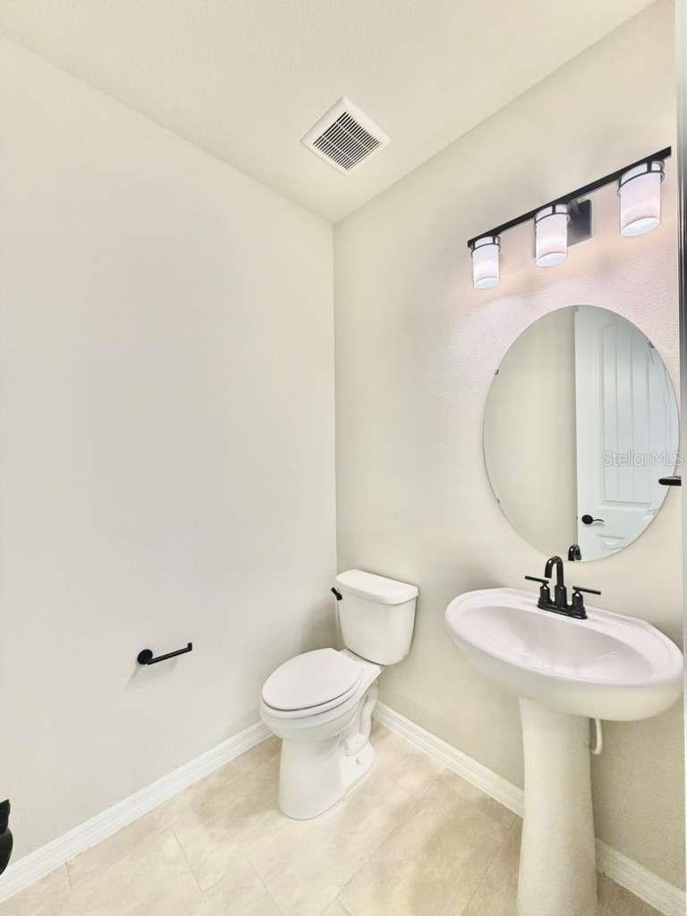 233 WOODFALL LN, WINTER GARDEN, FL, 34787