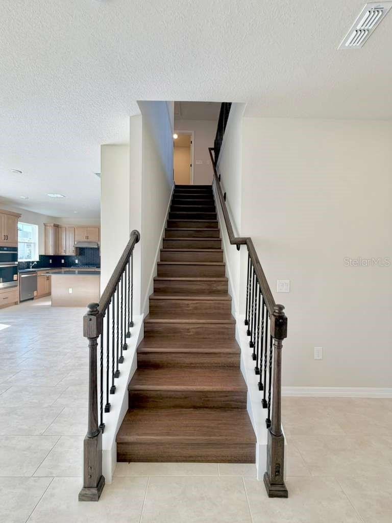 233 WOODFALL LN, WINTER GARDEN, FL, 34787