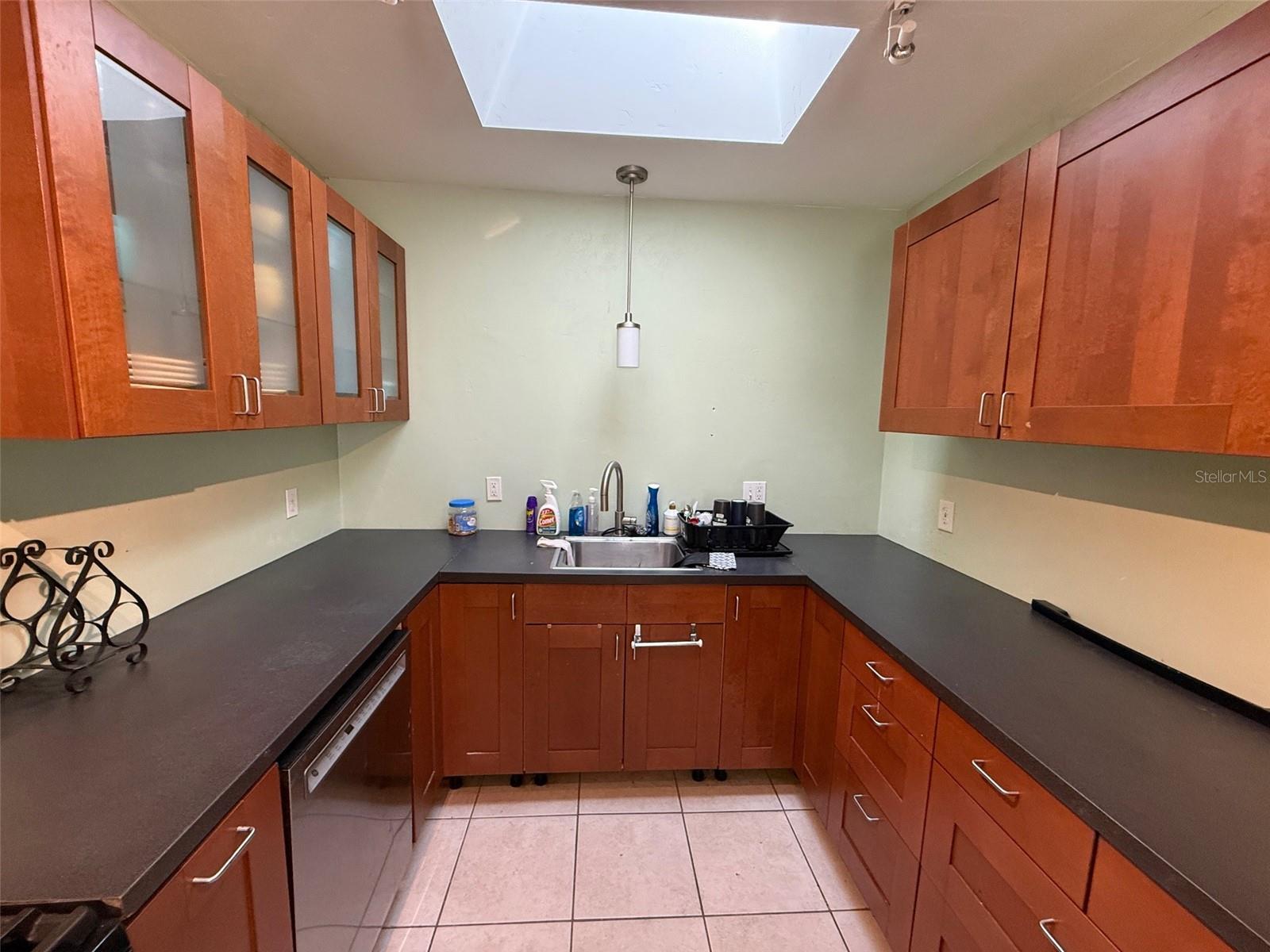 1020 NE 1ST AVE, GAINESVILLE, FL, 32601