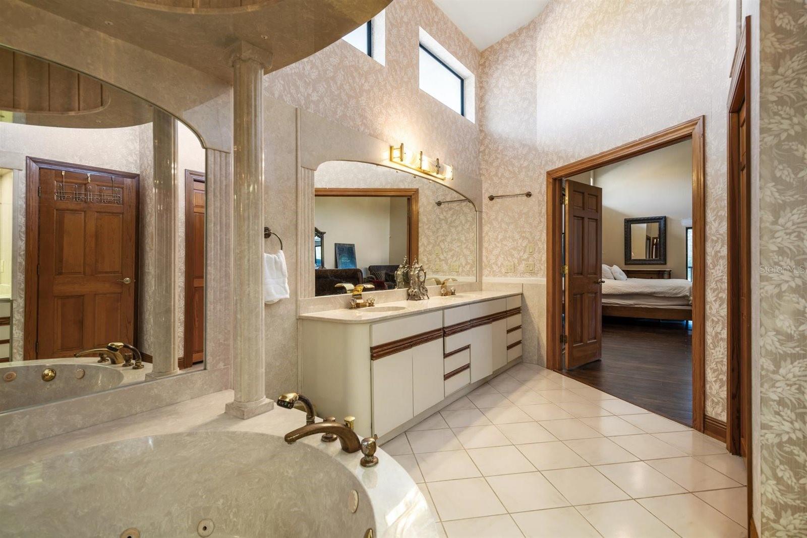 Primary Suite Bathroom