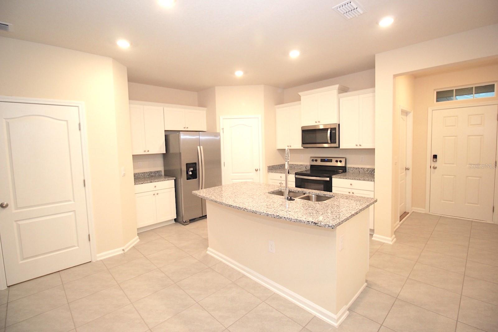 121 REDBUD RD, PALM COAST, FL, 32137