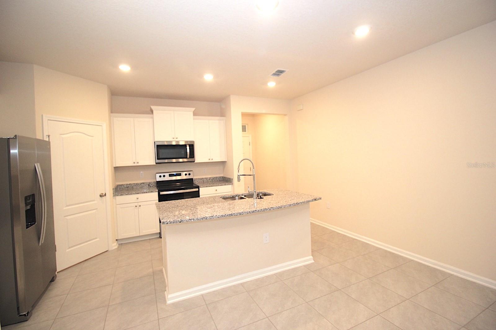 121 REDBUD RD, PALM COAST, FL, 32137