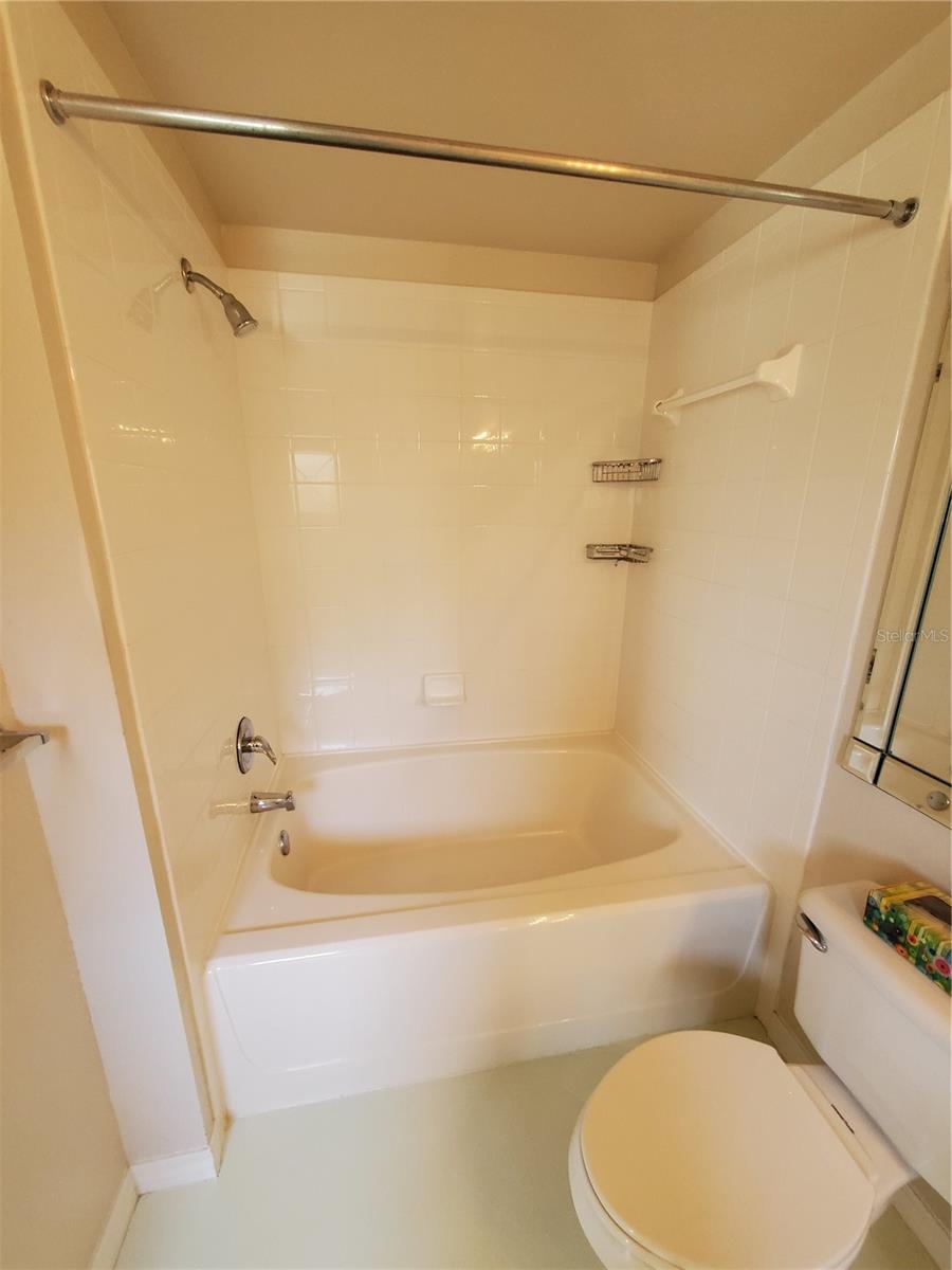 5140 NORTHRIDGE RD #208, SARASOTA, FL, 34238