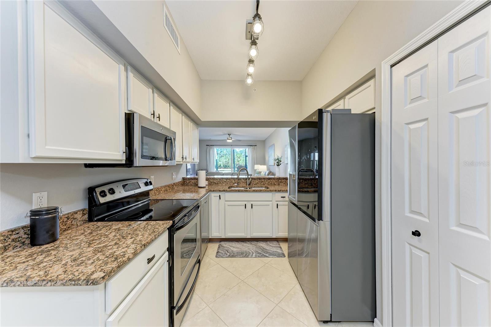 7607 GRAND ESTUARY TRL #104, BRADENTON, FL, 34212