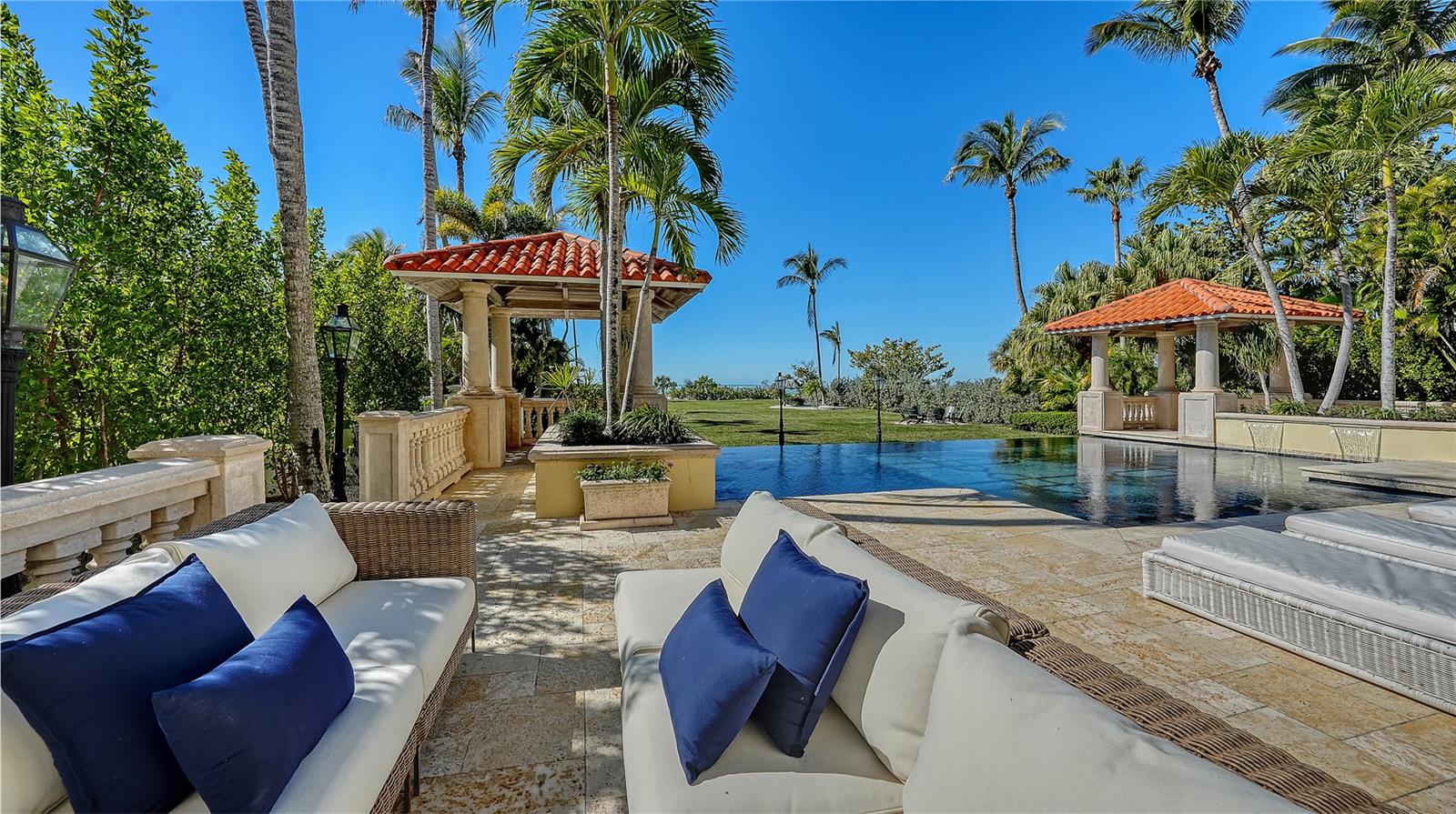 A4680843 Property Photo