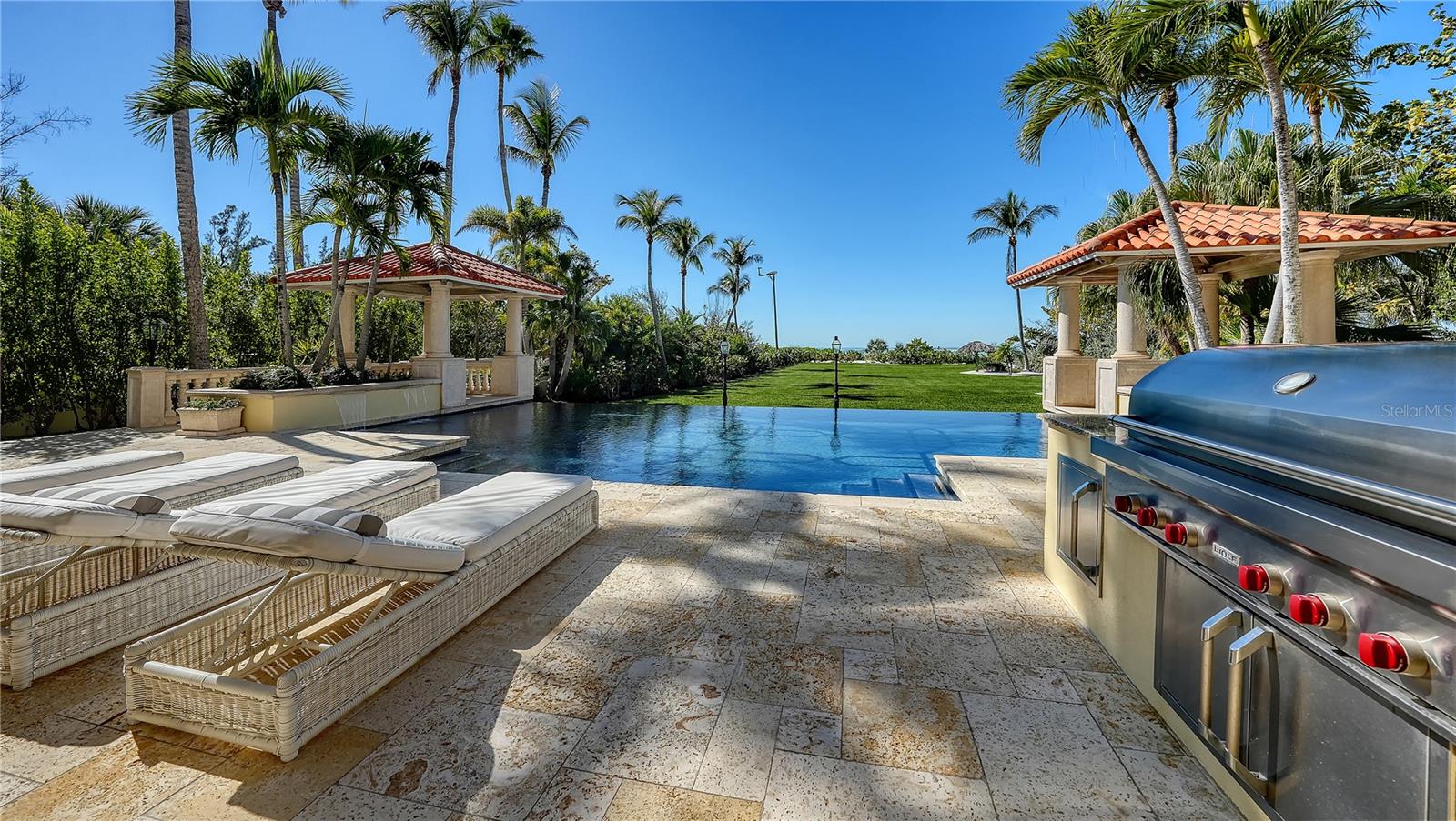 A4680843 Property Photo