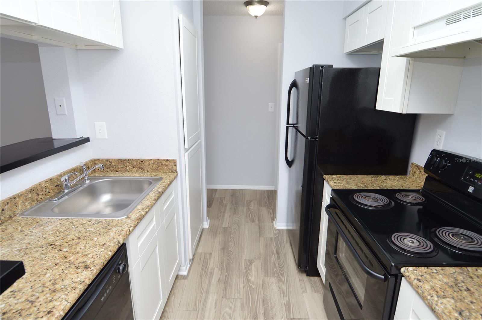 8722 MALLARD RESERVE DR #202, TAMPA, FL, 33614