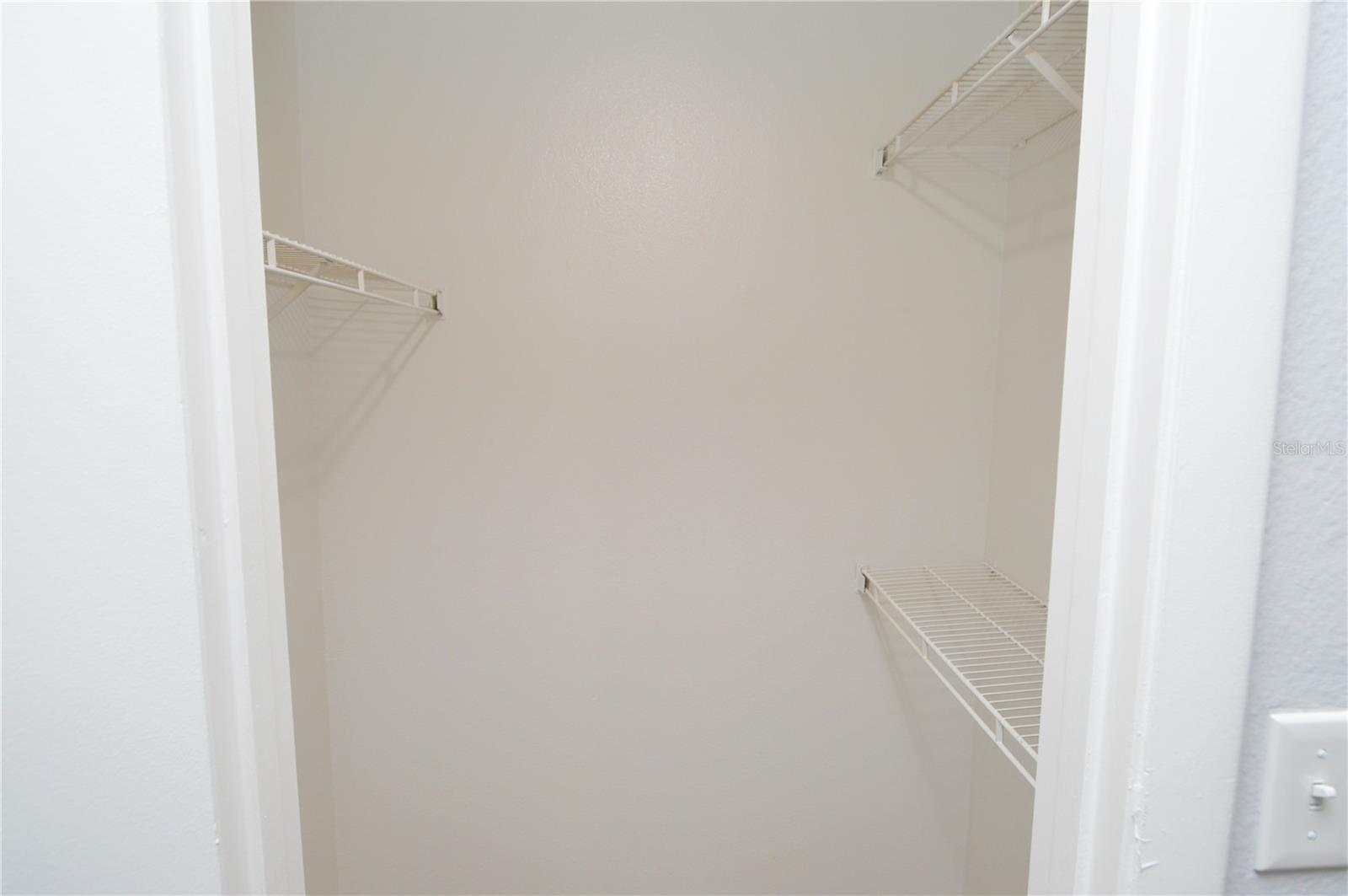 8722 MALLARD RESERVE DR #202, TAMPA, FL, 33614