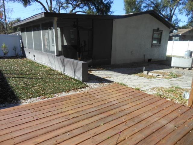 8421 N ORANGEVIEW AVE, TAMPA, FL, 33617