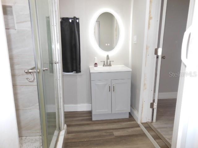 8421 N ORANGEVIEW AVE, TAMPA, FL, 33617