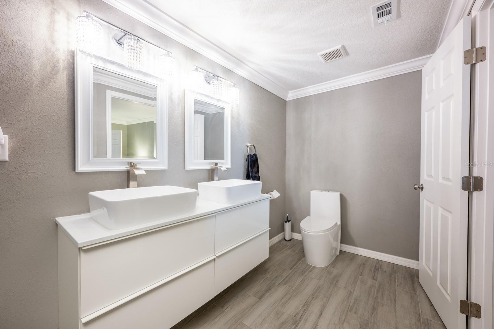 2803 E PINE ST, ORLANDO, FL, 32803