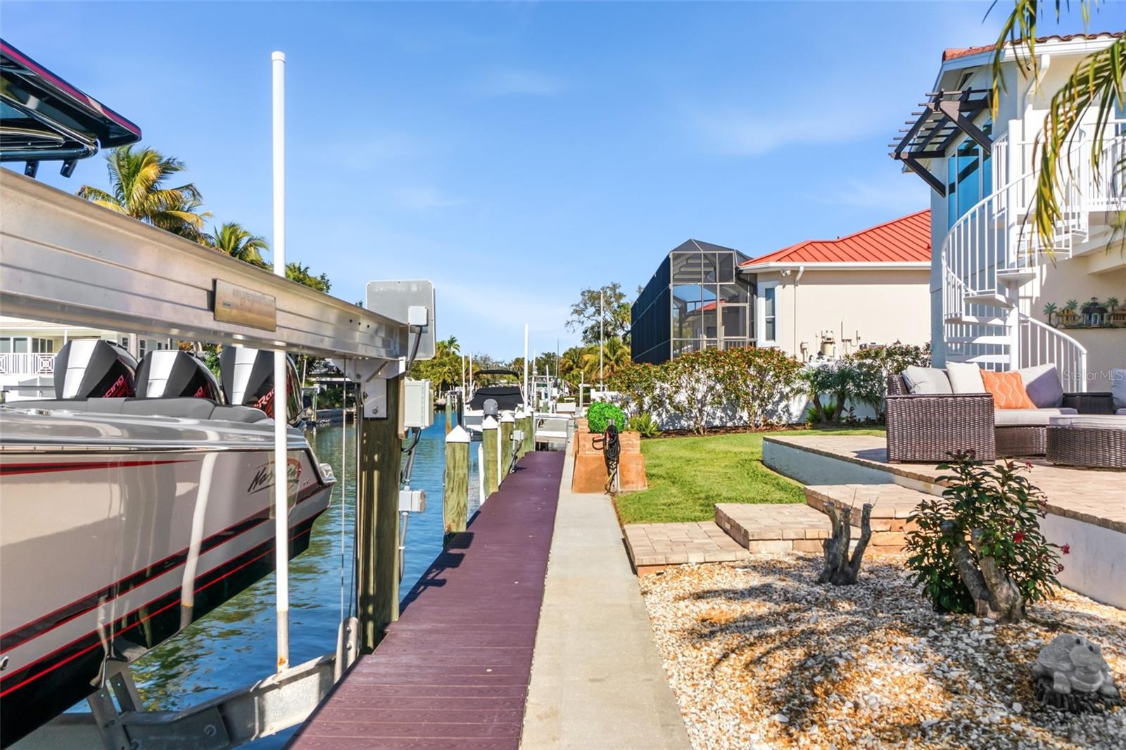 1725 BAYWOOD DR, SARASOTA, FL, 34231