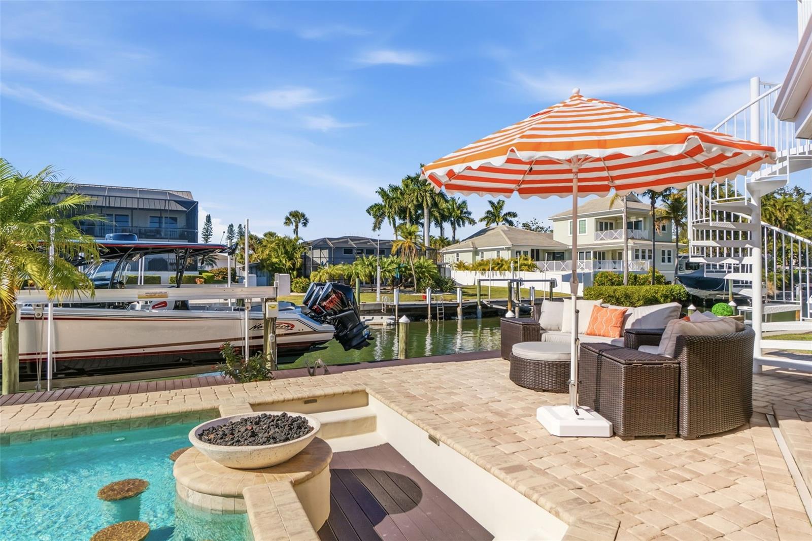 1725 BAYWOOD DR, SARASOTA, FL, 34231