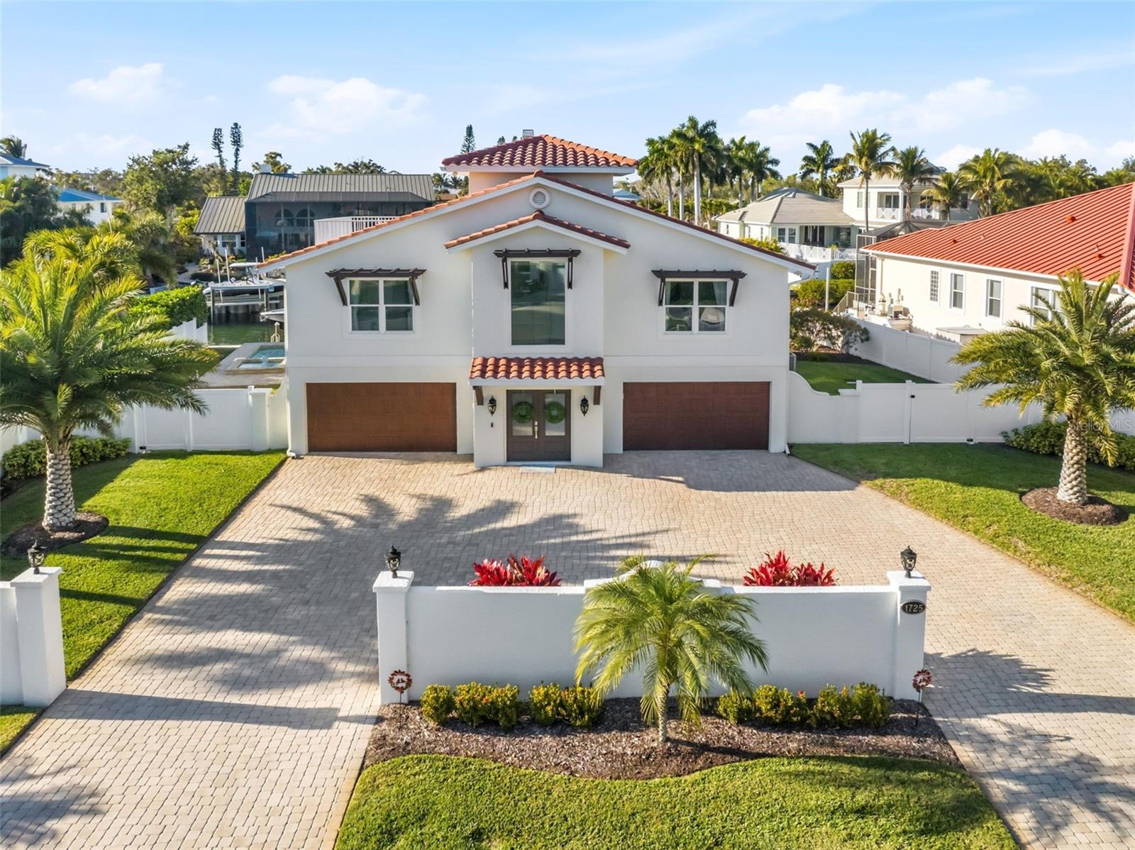 1725 BAYWOOD DR, SARASOTA, FL, 34231