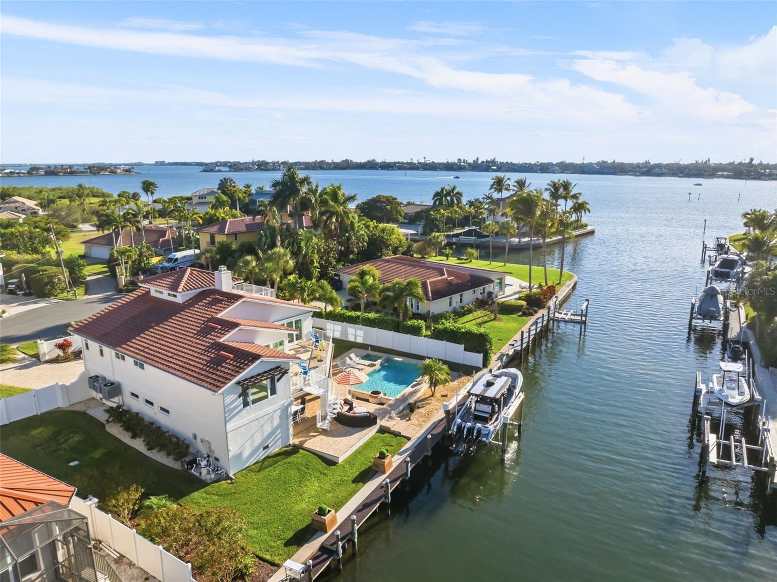 1725 BAYWOOD DR, SARASOTA, FL, 34231