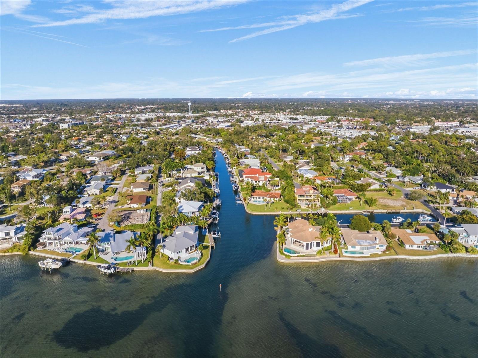 1725 BAYWOOD DR, SARASOTA, FL, 34231