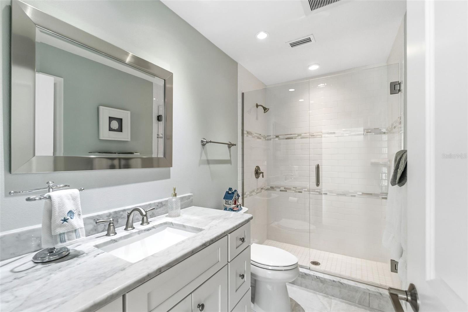 1725 BAYWOOD DR, SARASOTA, FL, 34231