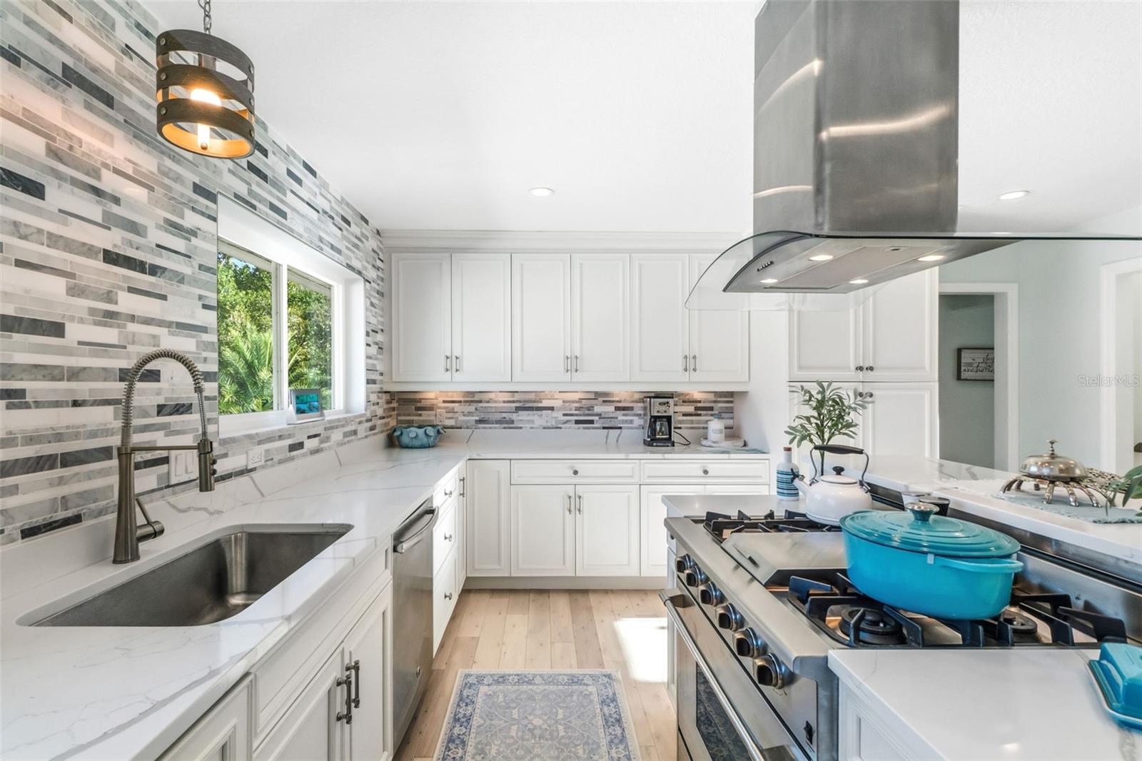 1725 BAYWOOD DR, SARASOTA, FL, 34231