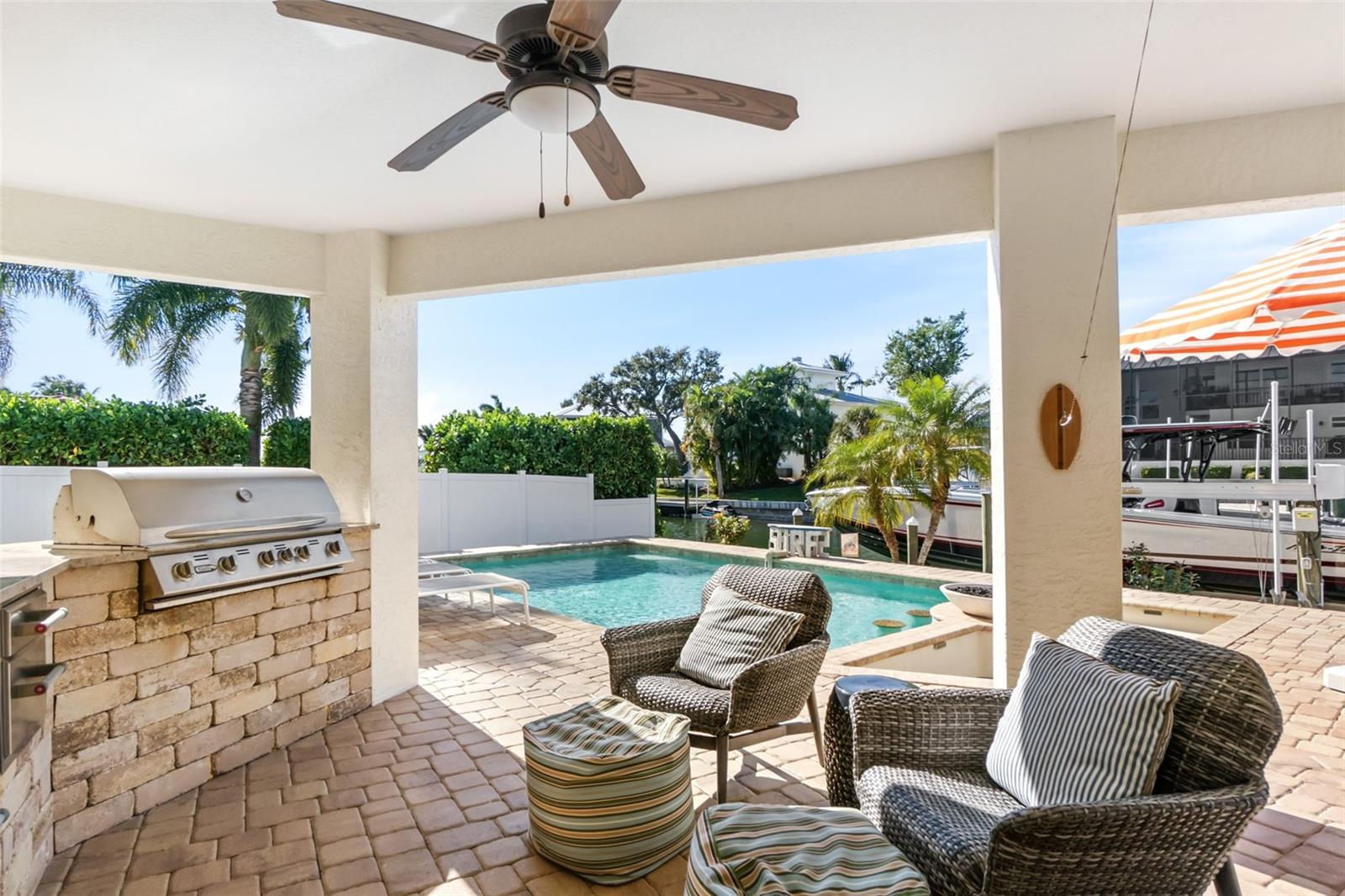 1725 BAYWOOD DR, SARASOTA, FL, 34231