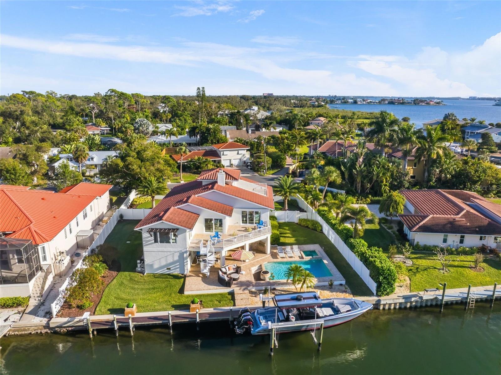 1725 BAYWOOD DR, SARASOTA, FL, 34231