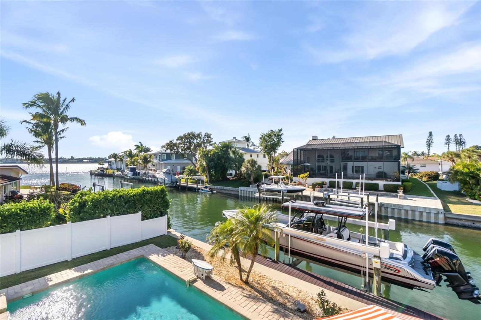 1725 BAYWOOD DR, SARASOTA, FL, 34231