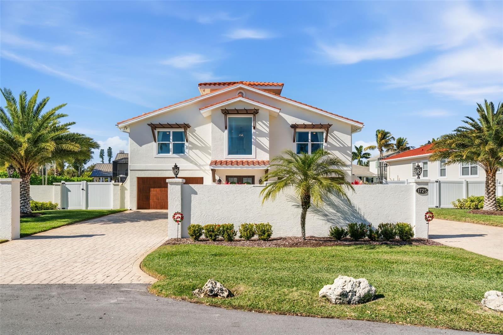 1725 BAYWOOD DR, SARASOTA, FL, 34231