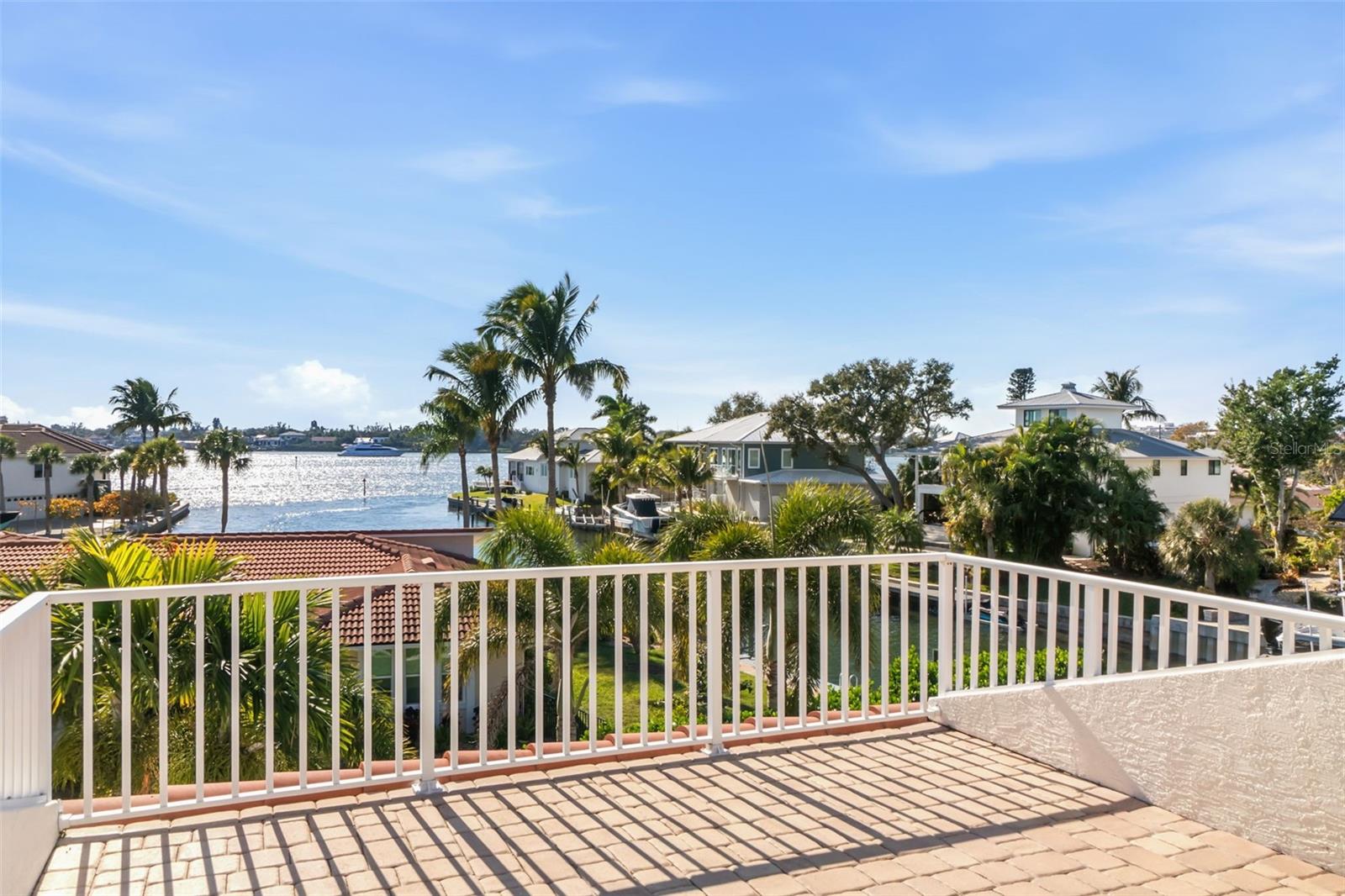 1725 BAYWOOD DR, SARASOTA, FL, 34231