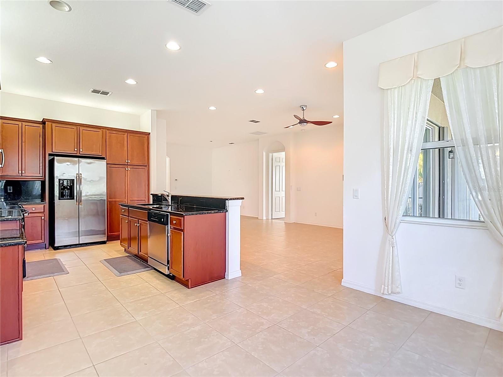 16121 CAPE CORAL DR, WIMAUMA, FL, 33598