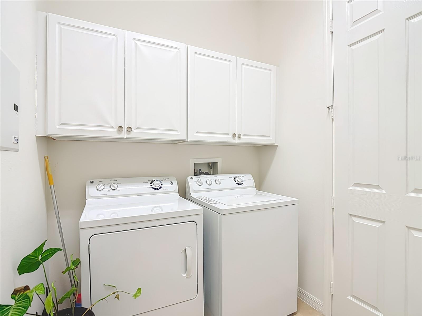 16121 CAPE CORAL DR, WIMAUMA, FL, 33598