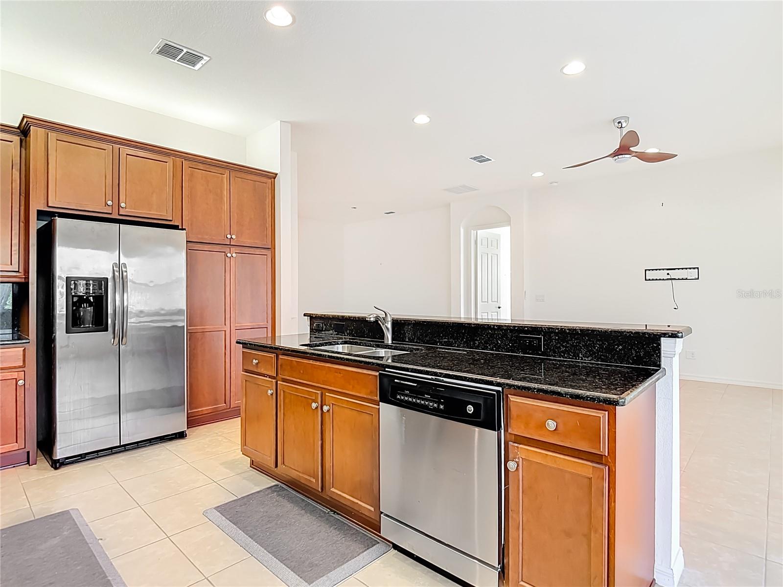 16121 CAPE CORAL DR, WIMAUMA, FL, 33598