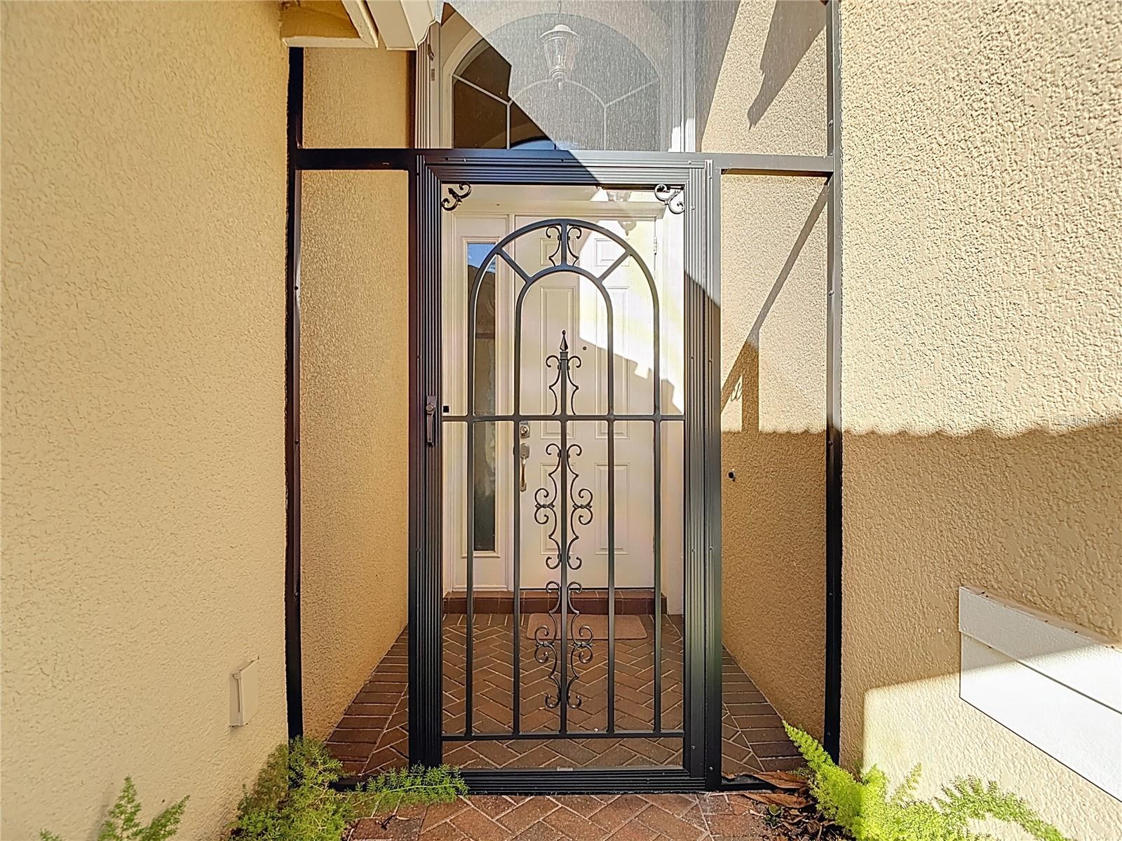 16121 CAPE CORAL DR, WIMAUMA, FL, 33598