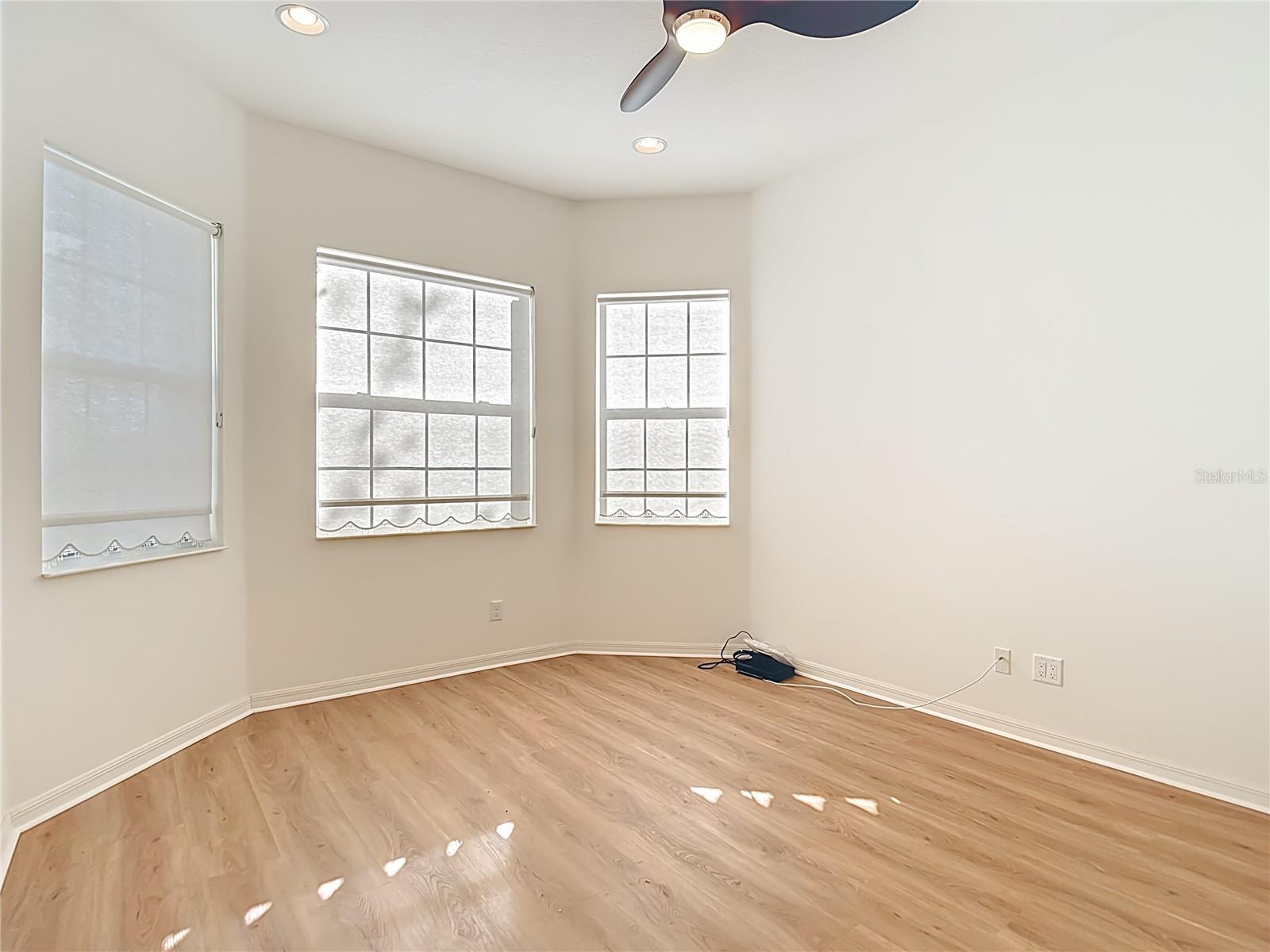 16121 CAPE CORAL DR, WIMAUMA, FL, 33598