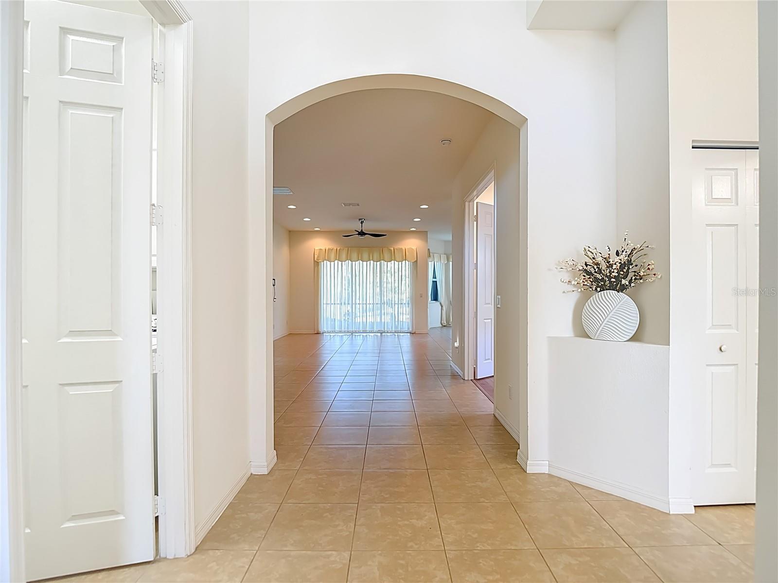 16121 CAPE CORAL DR, WIMAUMA, FL, 33598