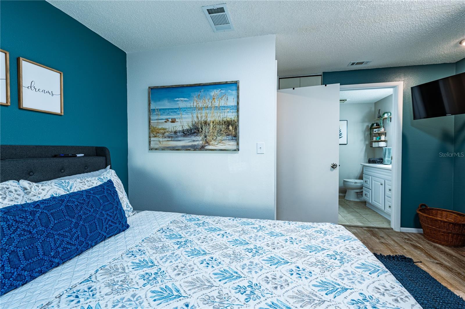 6504 39TH AVE W, BRADENTON, FL, 34209