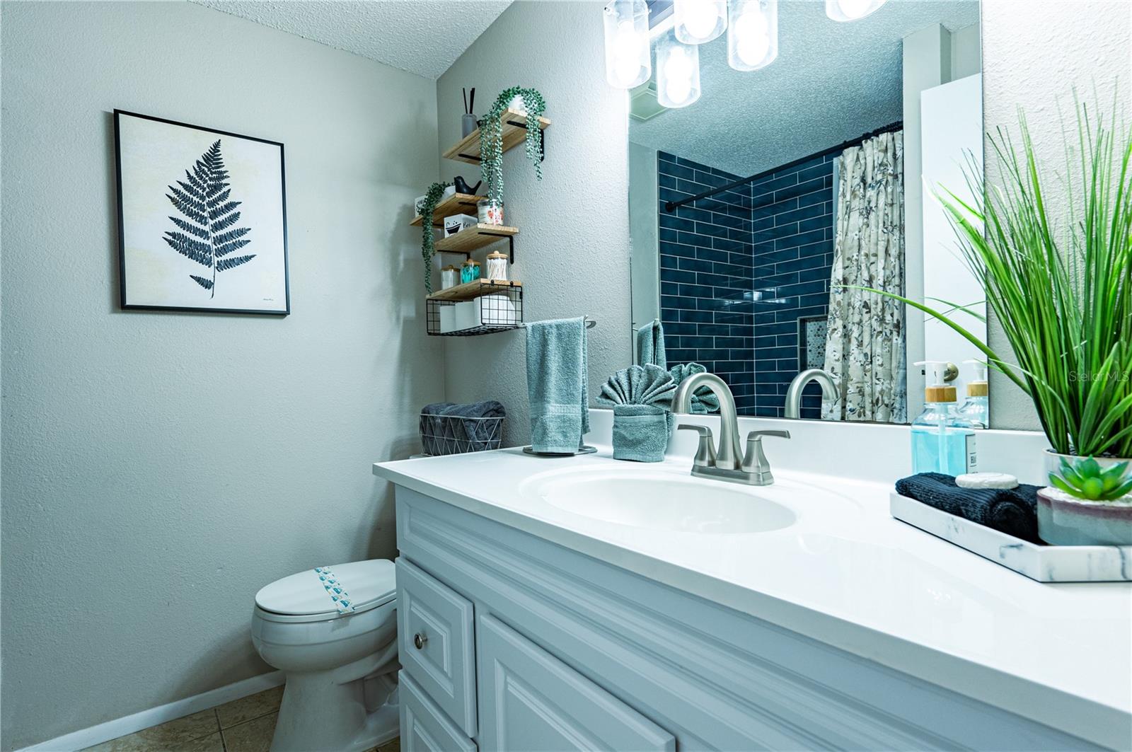 6504 39TH AVE W, BRADENTON, FL, 34209