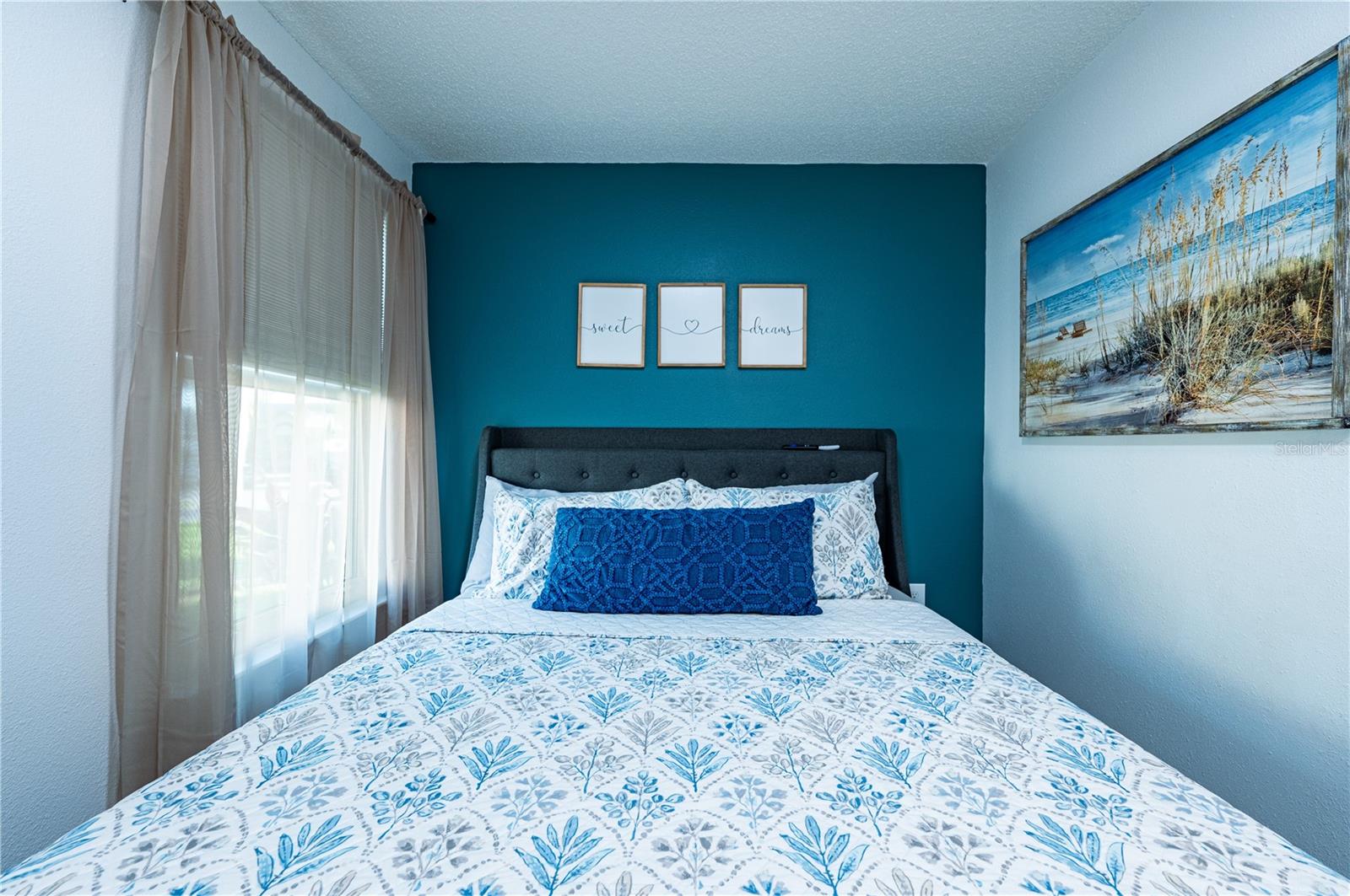 6504 39TH AVE W, BRADENTON, FL, 34209